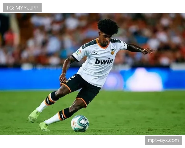 恩内斯·乌纳尔西甲赛季表现抢眼,助球队强势冲击更高荣誉 恩内斯·乌纳尔西甲赛季表现抢眼,助球队强势冲击更高荣誉